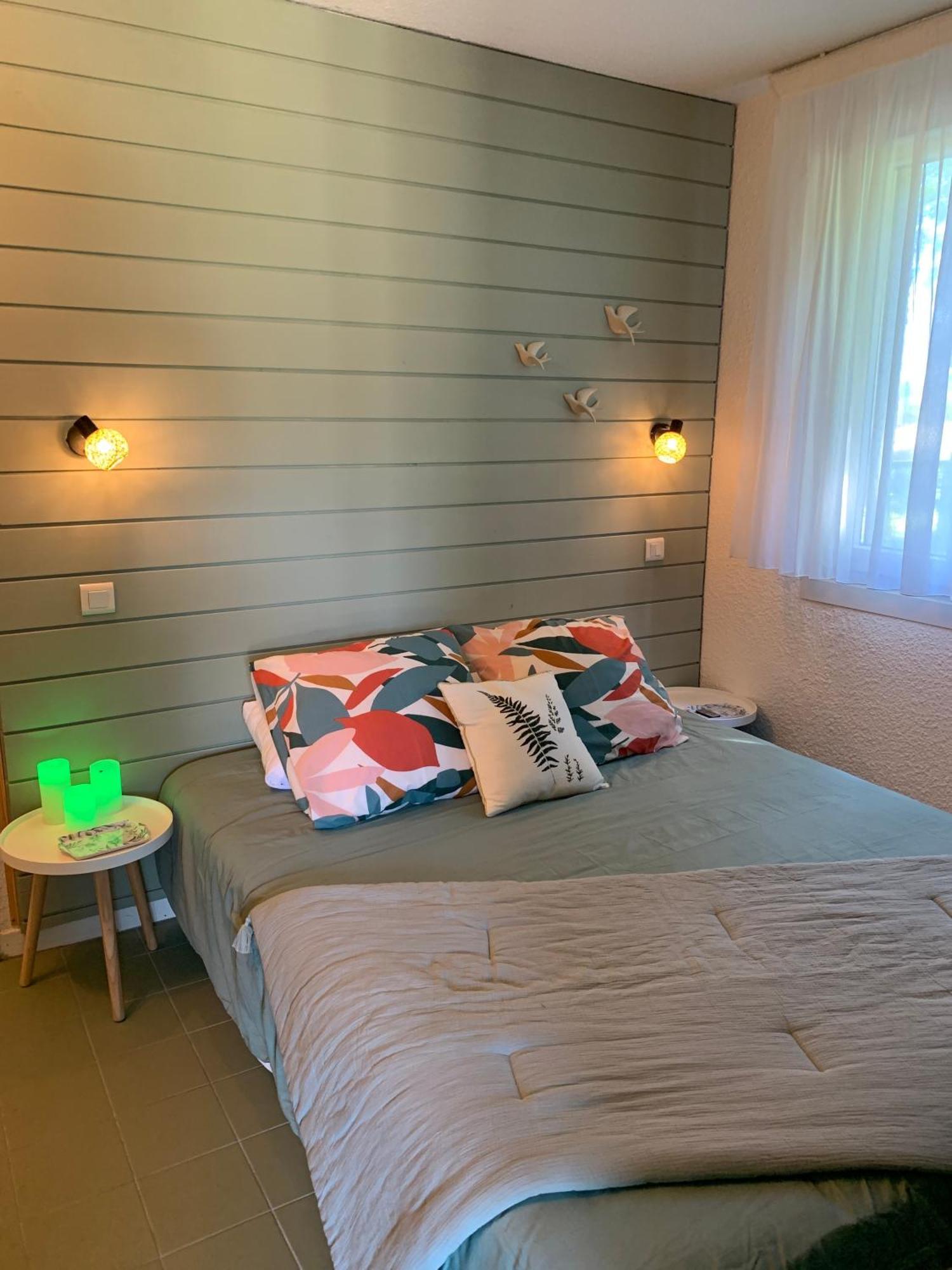 Bielle La Suite Unique - Le Jardin Sur Les Pyrenees- Vue Panoramique Montagne -Jardin Cloture Prive De 100M2-Parking-Linge De Lit Et Serviettes Compris- מראה חיצוני תמונה